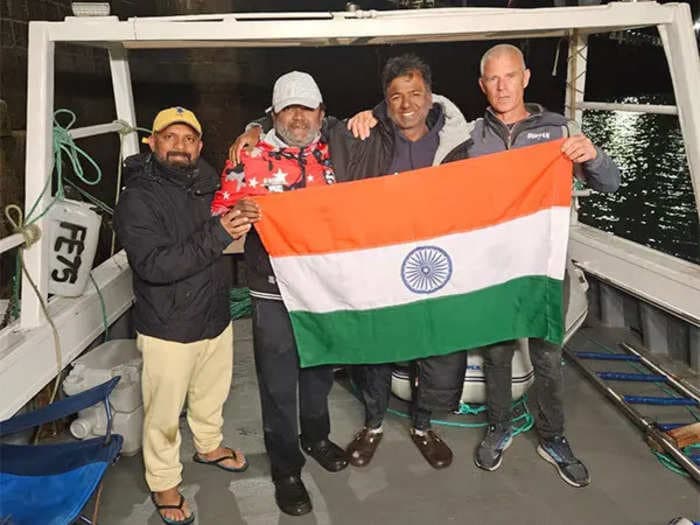 Bengaluru's Siddhartha Agarwal becomes oldest Indian to swim across English Channel solo