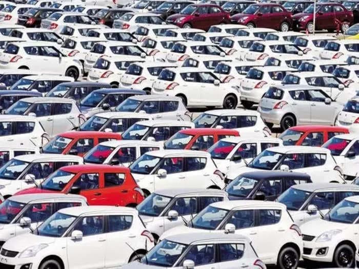 Passenger vehicle retail sales dip 5% in August 2024; FADA raises alarm over rising inventory level