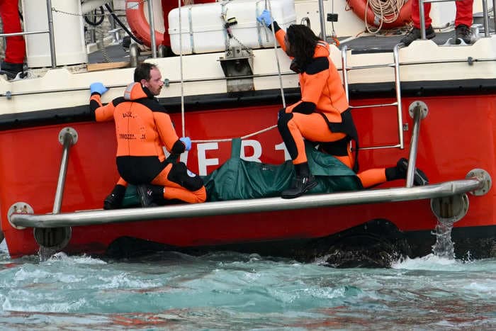 4 victims on Mike Lynch's yacht were trapped inside air bubbles before suffocating, report suggests