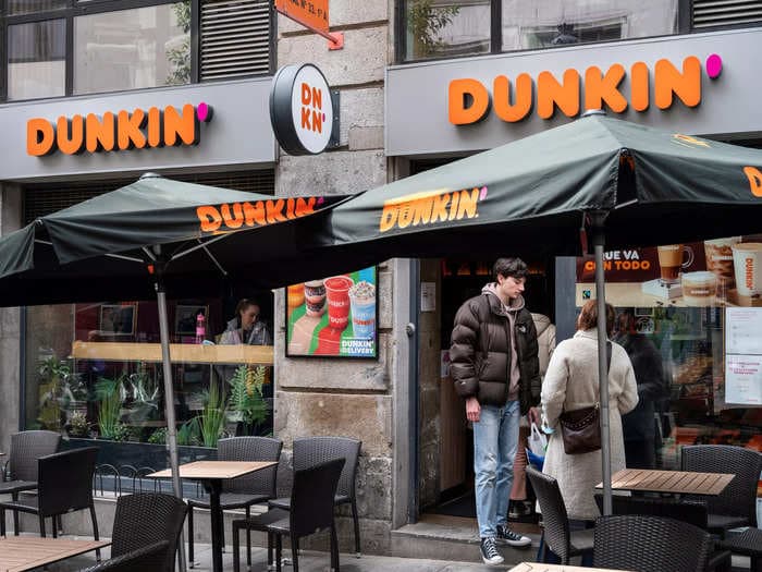 I tried Dunkin's new $6 value meal and got a full breakfast for half the price