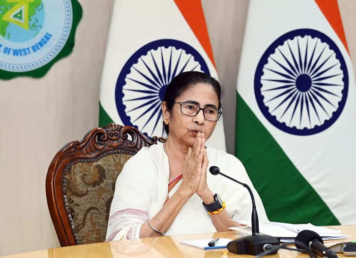 West Bengal CM Mamata Banerjee offers to resign after agitating doctors refuse to meet without live streaming