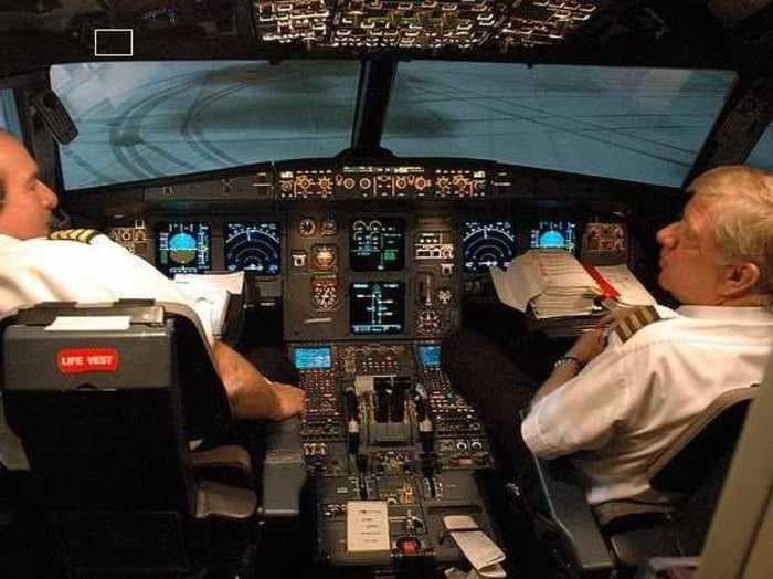 Regulators Increase Training Requirements For Pilots On US Airlines