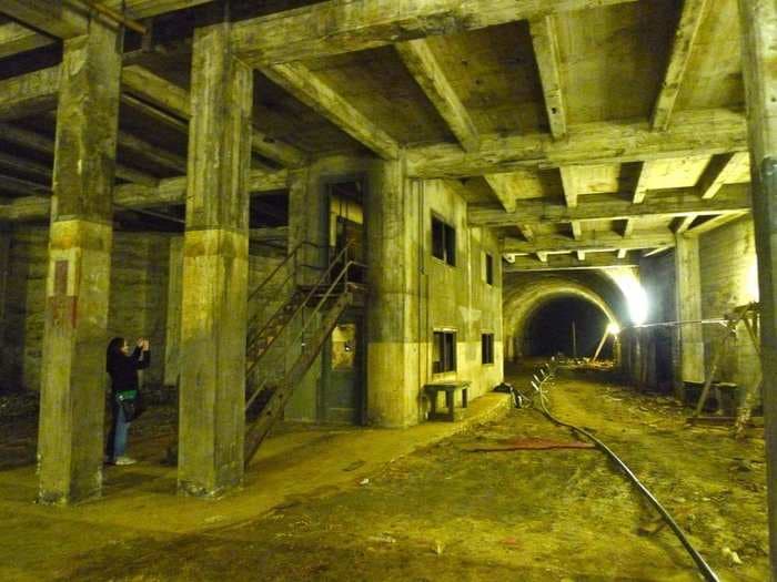 Take A Tour Of The Abandoned Subway Tunnels Beneath Los Angeles