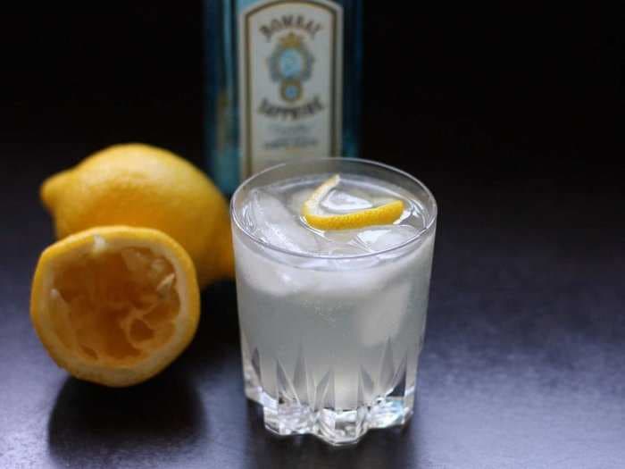 The Weird, Historic Tale Of How The Tom Collins Cocktail Got Its Name