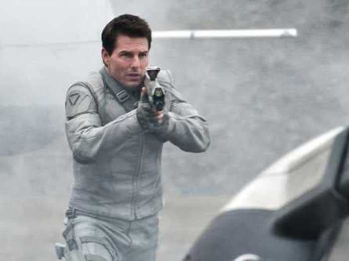 Oblivion' Reviews: Tom Cruise's New Film Is Like A Live-Action 'Wall-E