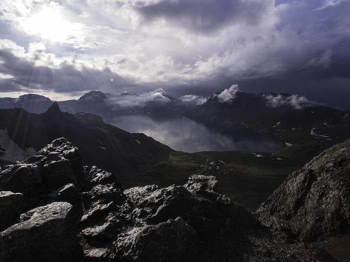 Hiker Explores The Beautiful Side Of North Korea [PHOTOS]