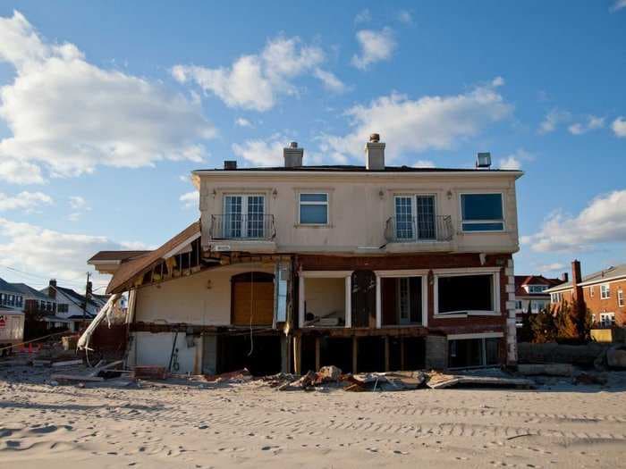 Five Months After Sandy, The Rockaways Still Look Awful [PHOTOS]