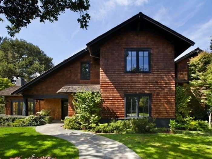 See A Former Yahoo Executive's $3.45 Million Home In Menlo Park