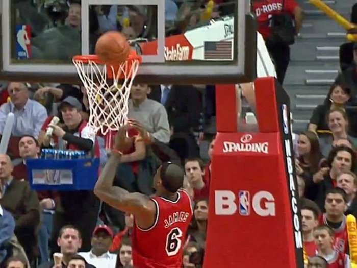 LeBron James Missed A Wide-Open Dunk
