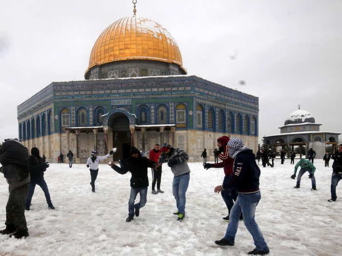 Incredible Pictures Of Snow-Covered Jerusalem 