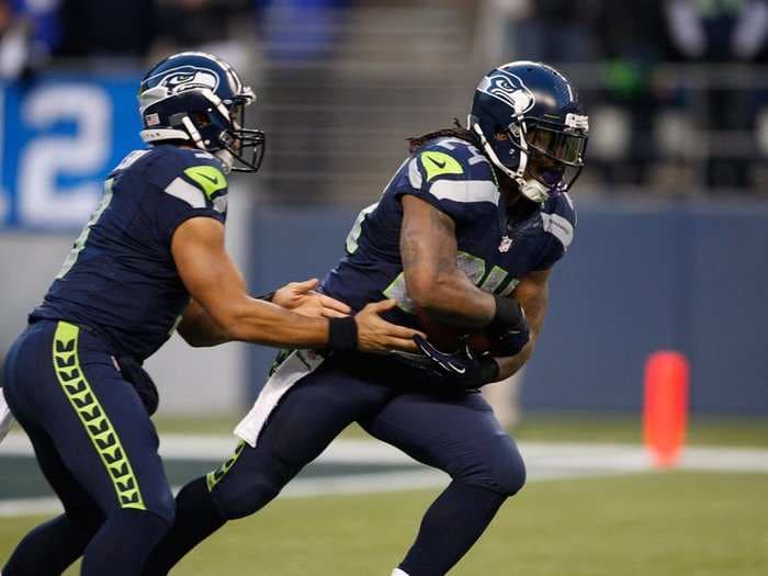 The Seattle Seahawks Have Quietly Started Running The Option - And It's Unstoppable