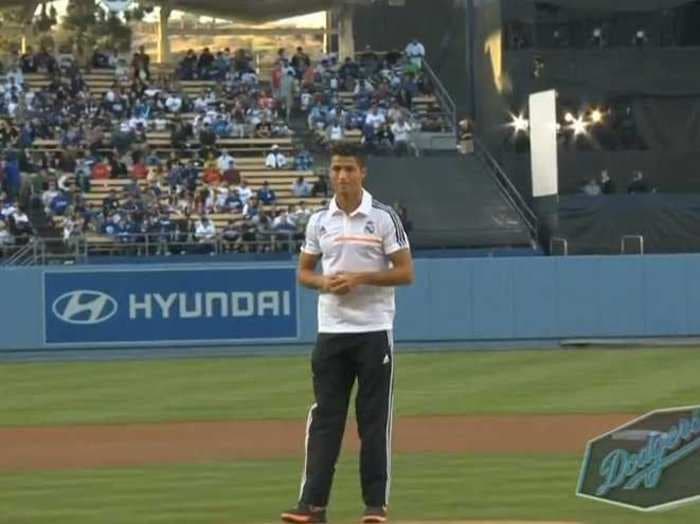 Cristiano Ronaldo Throws A Terrible First Pitch Over The Catcher's Head A Dodgers Game