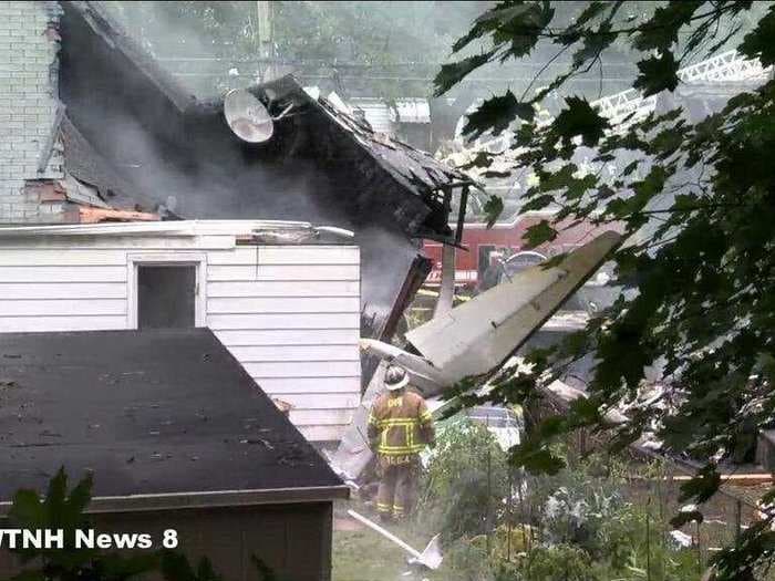 Plane Crashes Directly Into Homes In Connecticut