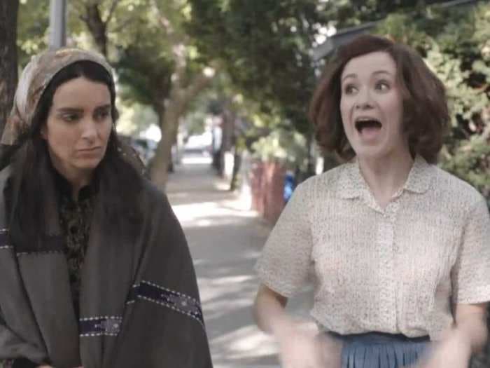 Tina Fey Parodies 'Girls' On 'SNL' - See Lena Dunham's Reaction