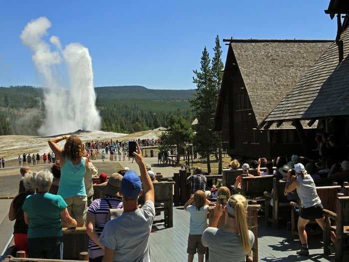 National Parks Hotels Are Losing A Million Dollars Per Day During The Government Shutdown