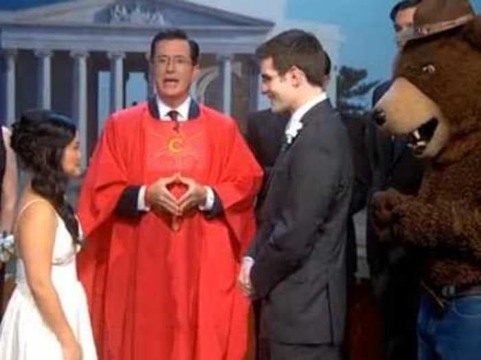 Stephen Colbert Marries Couple After Their Jefferson Memorial Wedding Was Cancelled By Shutdown