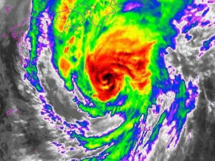 Incredible Satellite Image Of The Major Typhoon Barreling Toward Tokyo 