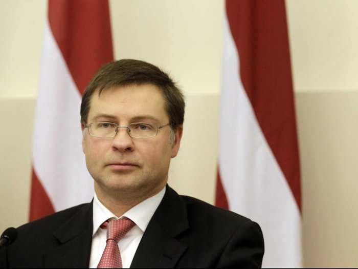 Latvian Prime Minister Resigns After Supermarket Collapse That Killed 54
