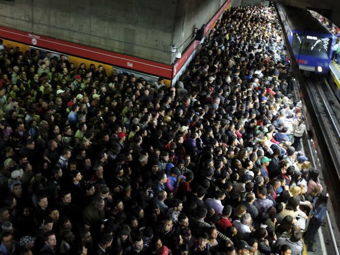 23 Pictures That Will Make You Grateful For Your Commute