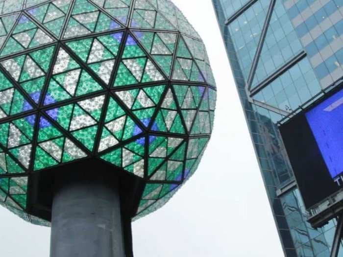 The Story Behind The Strangely Empty Times Square Building Where The New Year's Eve Ball Drops Every Year