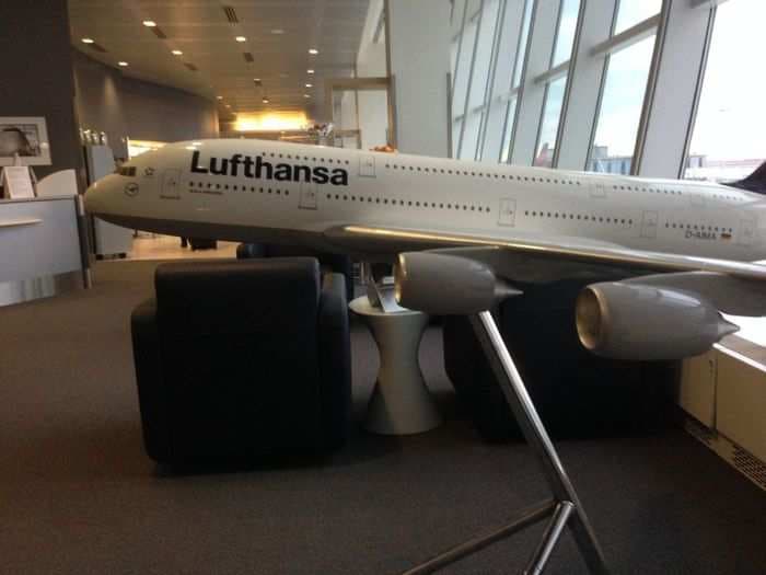 I Finally Got To Try Lufthansa's New 'Fully Flat Beds'!