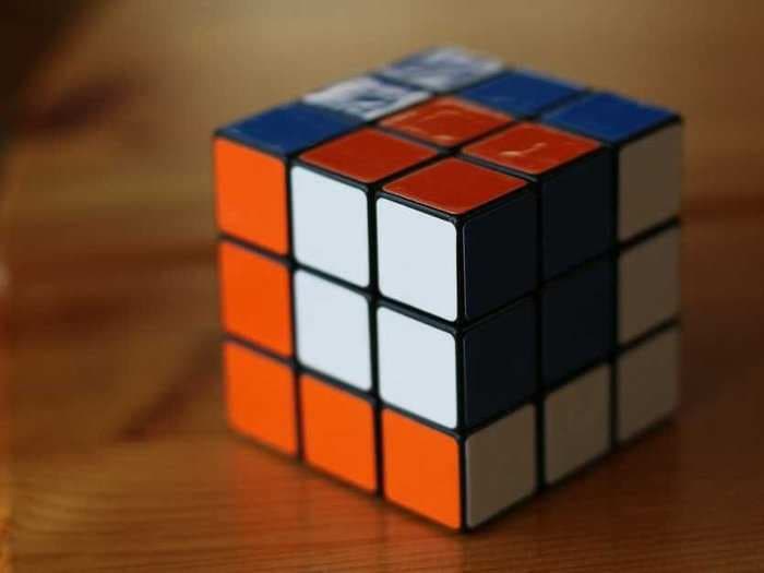 How World Record-Holders Solve Rubik's Cubes So Quickly [VIDEO]