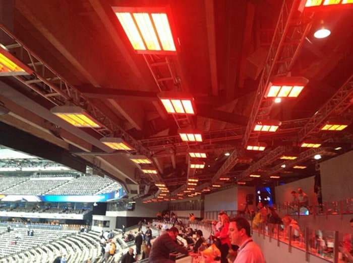 NFL Reporters Are Freaking Out About These Ridiculously Hot Lamps At The Super Bowl