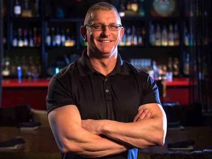 Food Network Chef Robert Irvine Shares The Top 5 Reasons Restaurants Fail 