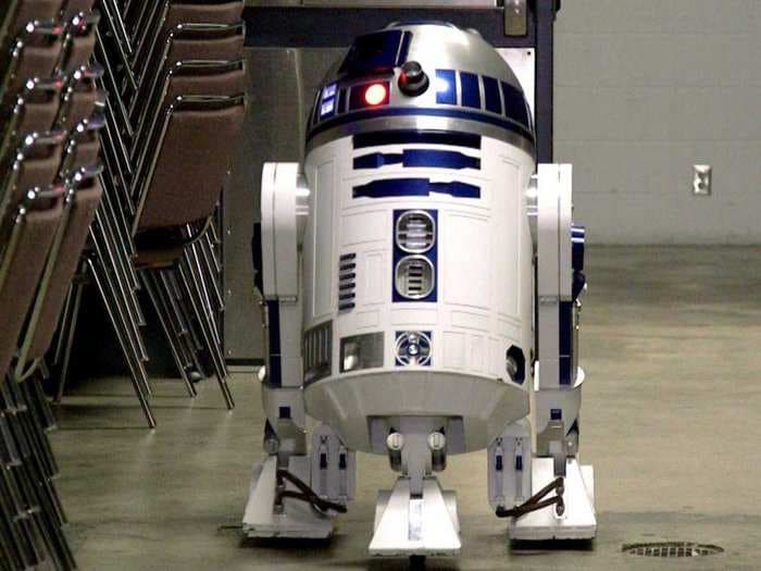 This Real-Life R2D2 Looks, Moves And Sounds Just Like The One In 'Star Wars'