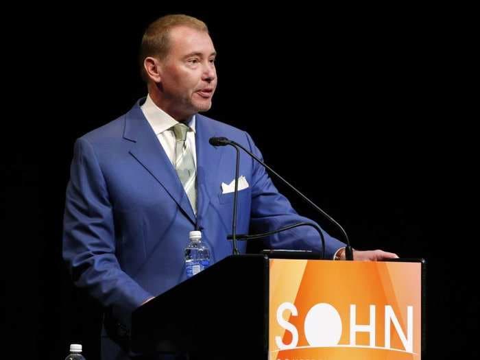 Here's Jeff Gundlach's Big Presentation On Why Homeownership Is Overrated And Why He's Short The Homebuilders