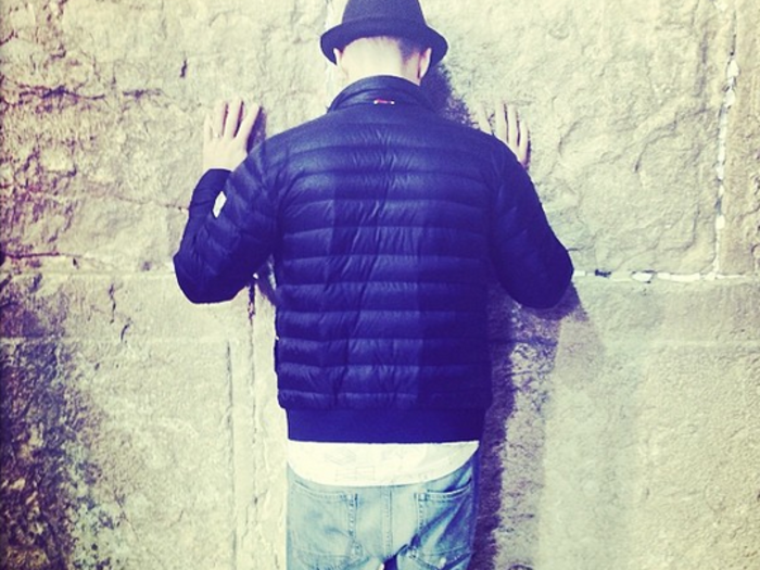 Justin Timberlake Offends Palestinian Fans With Photo At Western Wall
