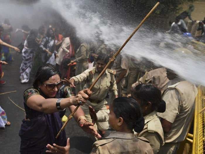 Nationwide Protests Against Rape In India Were Met With Police Water Cannons [PHOTOS]