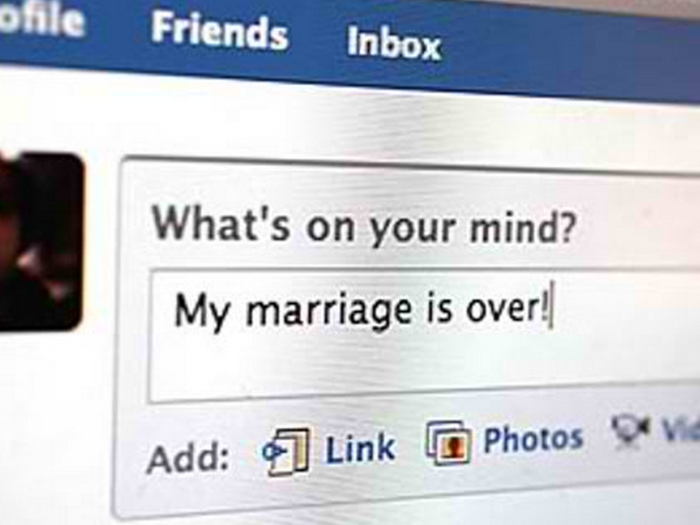 Couples Are Signing 'Social Media Prenups' To Prevent Spouses From Posting Unflattering Photos Of Each Other