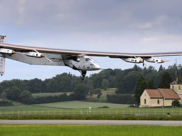 The Solar-Powered Airplane That Can Fly Forever Makes Its First Flight