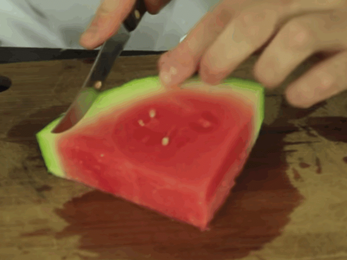 Here's A Brilliant Hack For Eating Watermelon Without Getting Juice All Over Your Face
