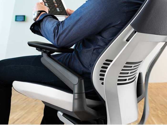 Chair Ergonomics - Should One Invest In The Right Chair For
The Work Space?