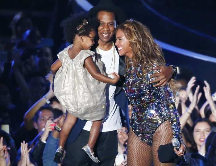 Beyonce Shut Down The VMAs With A Flawless 16-Minute Medley