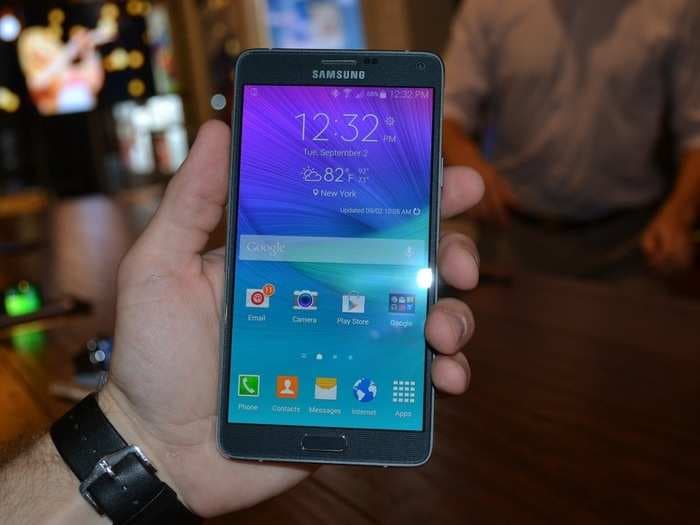 Big, Beautiful Photos Of Samsung's New Galaxy Note 4 Smartphone