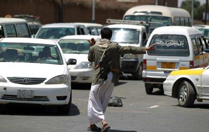 Yemen Shiite Rebels Seize Government Headquarters As Prime Ministers Resigns