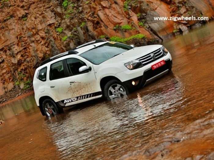 Renault Launches Duster AWD Compact SUV For Rs 11.83 Lakhs