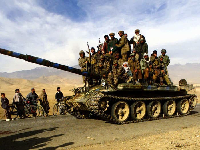 27 Iconic Photos From The War In Afghanistan, Which Began 13 Years Ago Today