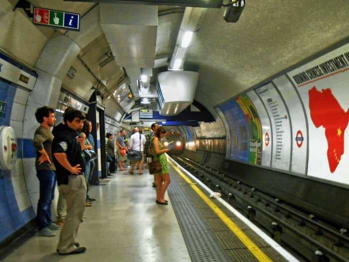 Here's A Simple Formula For Working Out The Cheapest Fare On The London Underground 