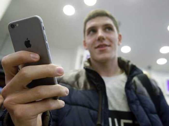 Apple Could Face iPhone 6 Shortages Next Year