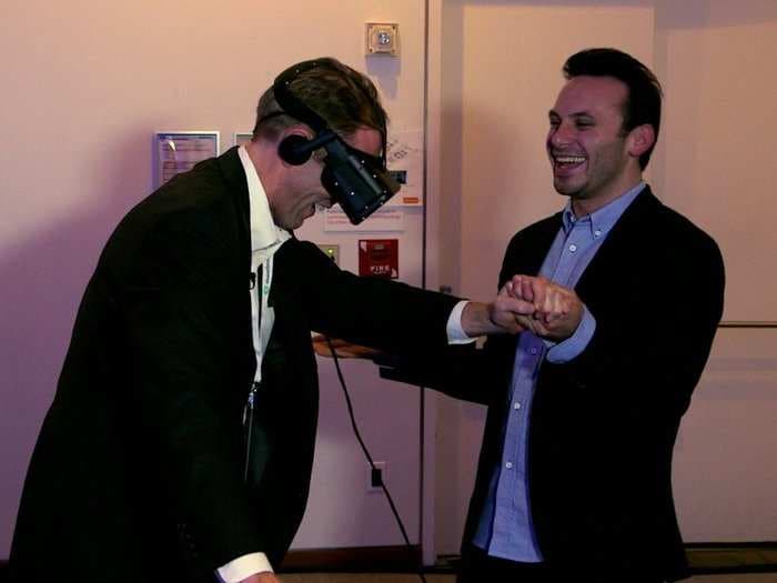 Watch Henry Blodget Freak Out When He Tries Facebook's New Oculus Rift