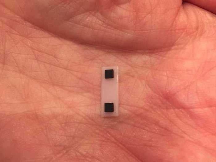 We Were Amazed At This Tiny Wireless Connector That Can Transfer A Movie In Seconds