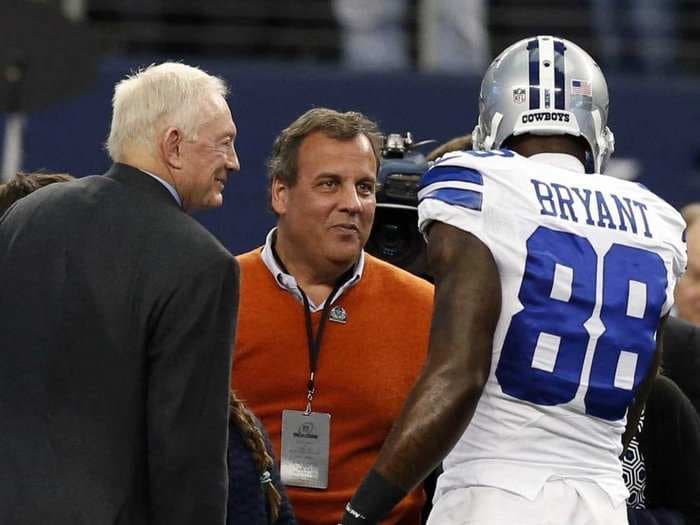 Dallas Cowboys Owner Jerry Jones Paid For Chris Christie's Trip To The Playoff Game