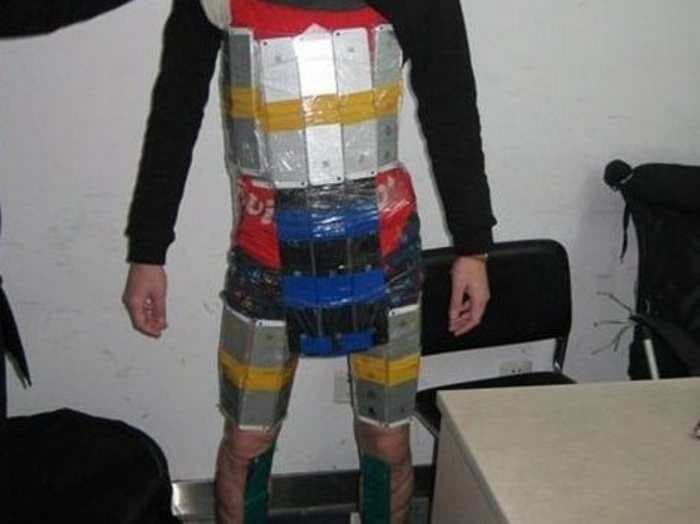 China Customs Police Catch Man With 94 iPhones Strapped To His Body