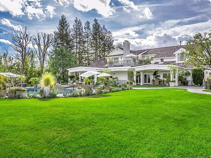 HOUSE OF THE DAY: Jennifer Lopez has quietly listed her stunning LA mansion for $17 million
