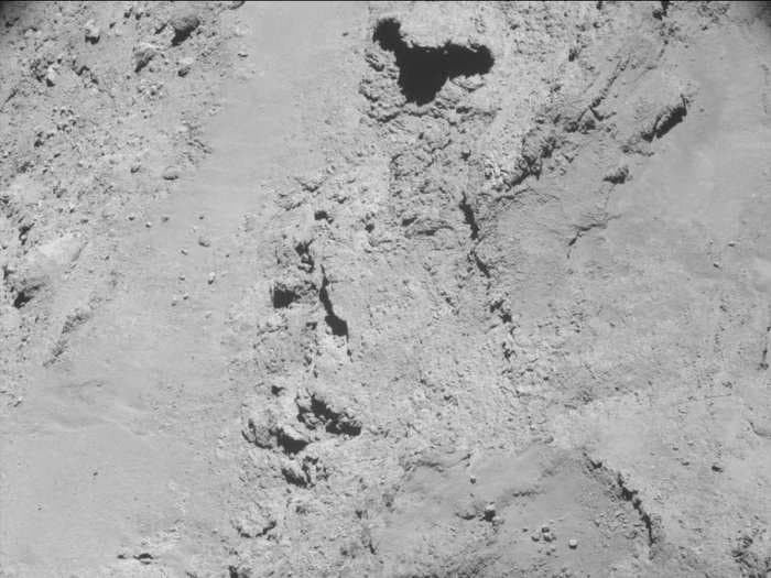 Rosetta just took the best pictures of a comet we have ever seen and they will blow your mind