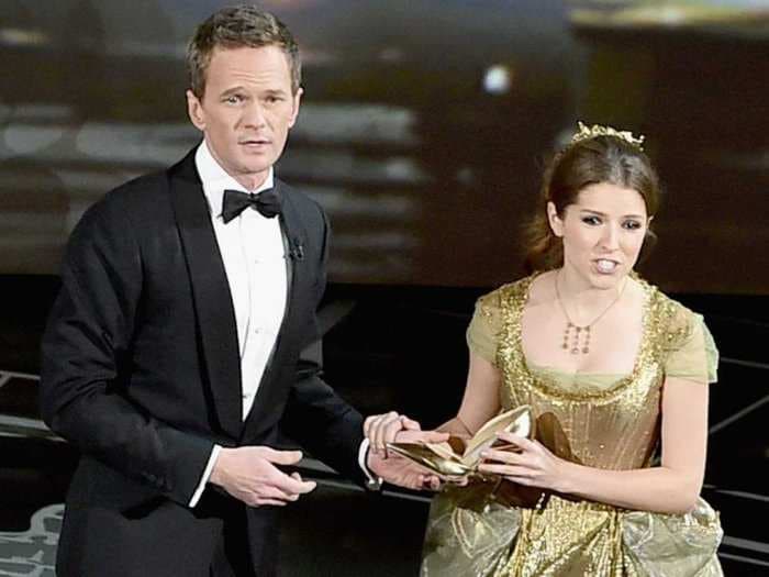 Watch Neil Patrick Harris' big Oscars opening musical monologue